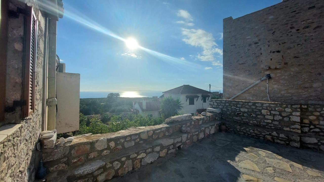 Melita Traditional Stone House Apartment Pyrgos Dirou Exterior photo